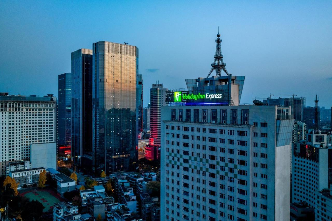 Holiday Inn Express Chengdu Tianfu Square By Ihg - Chunxi Road And Kuanzhai Alley מראה חיצוני תמונה