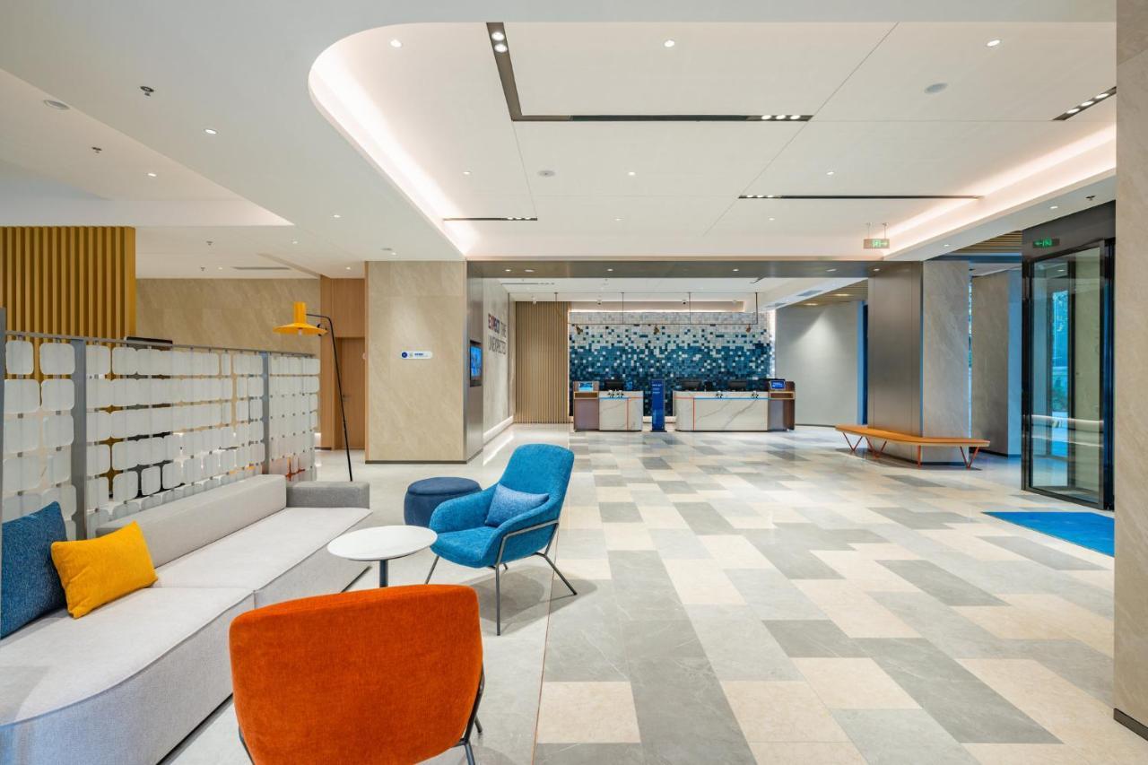 Holiday Inn Express Chengdu Tianfu Square By Ihg - Chunxi Road And Kuanzhai Alley מראה חיצוני תמונה