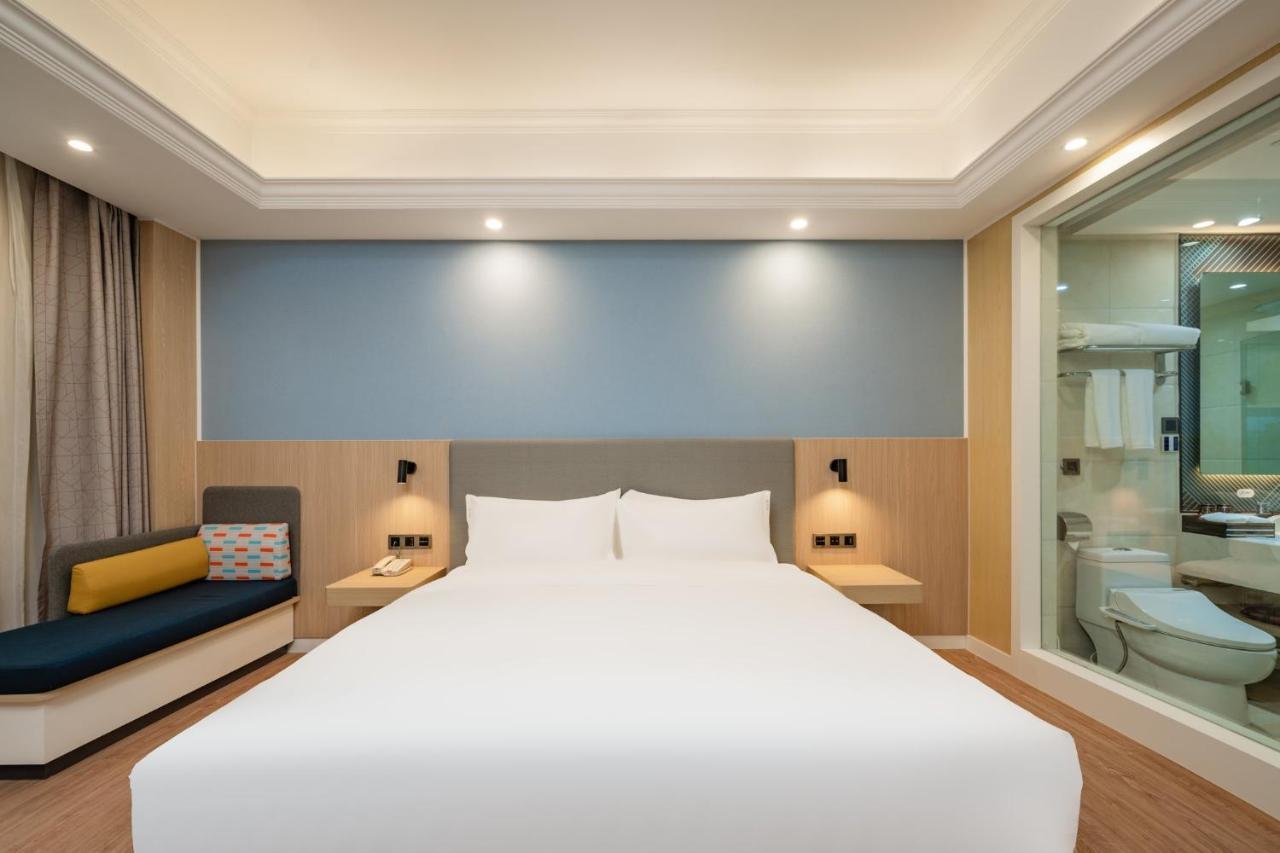 Holiday Inn Express Chengdu Tianfu Square By Ihg - Chunxi Road And Kuanzhai Alley מראה חיצוני תמונה