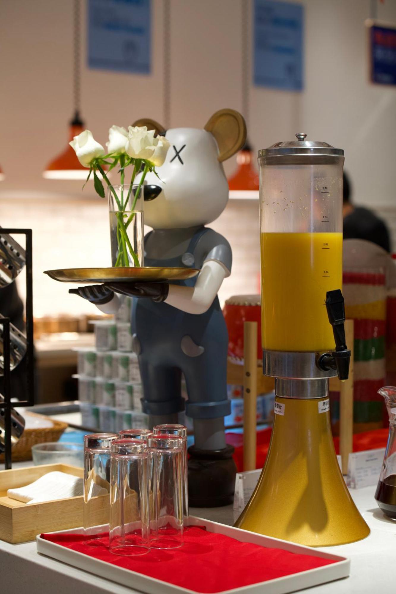 Holiday Inn Express Chengdu Tianfu Square By Ihg - Chunxi Road And Kuanzhai Alley מראה חיצוני תמונה