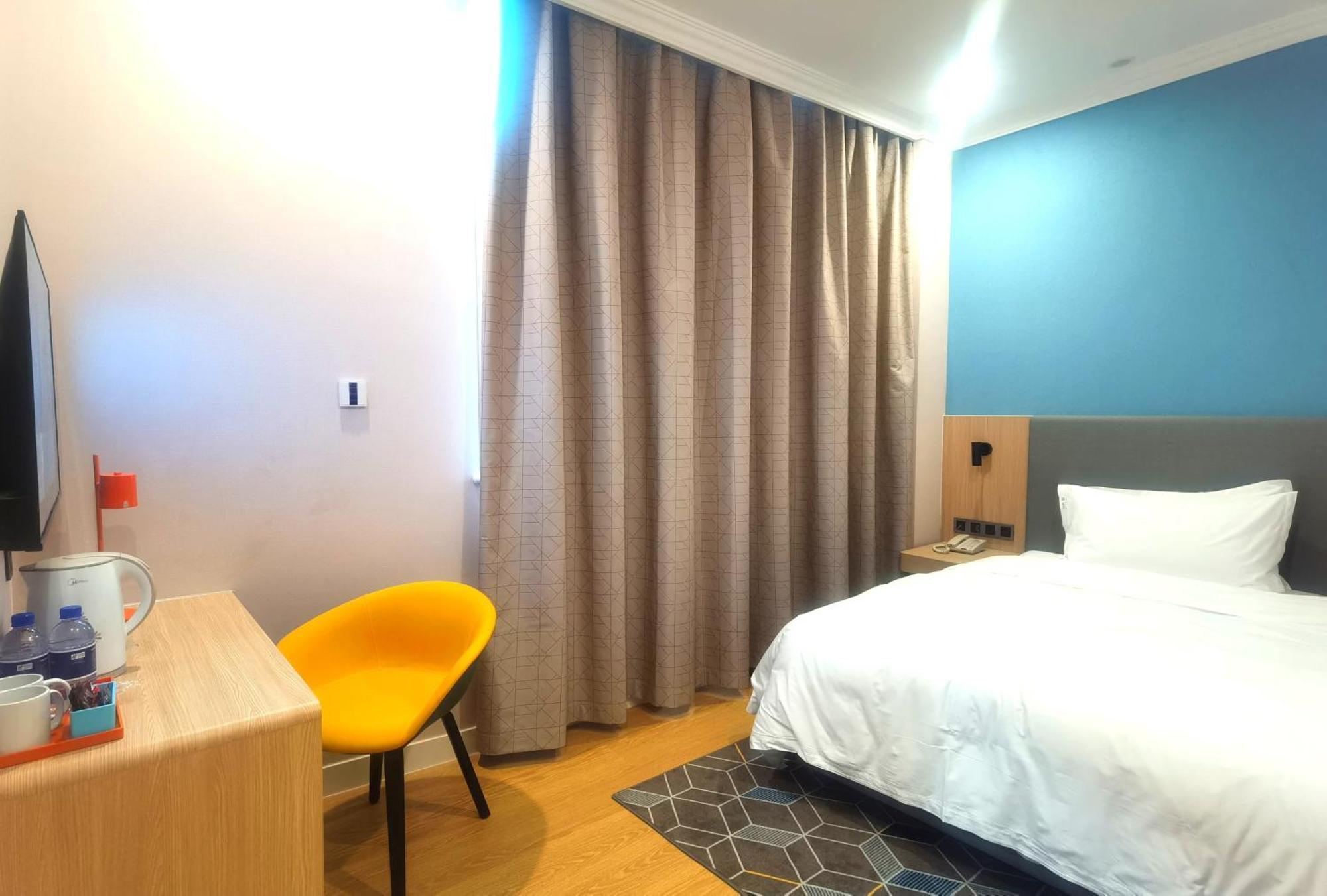 Holiday Inn Express Chengdu Tianfu Square By Ihg - Chunxi Road And Kuanzhai Alley מראה חיצוני תמונה