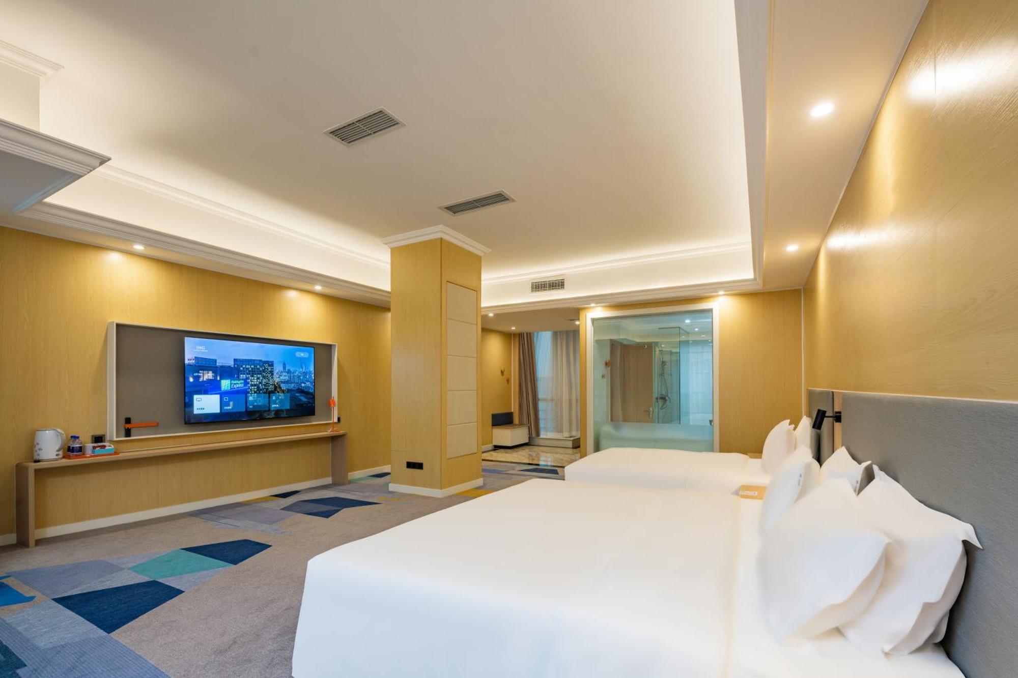 Holiday Inn Express Chengdu Tianfu Square By Ihg - Chunxi Road And Kuanzhai Alley מראה חיצוני תמונה
