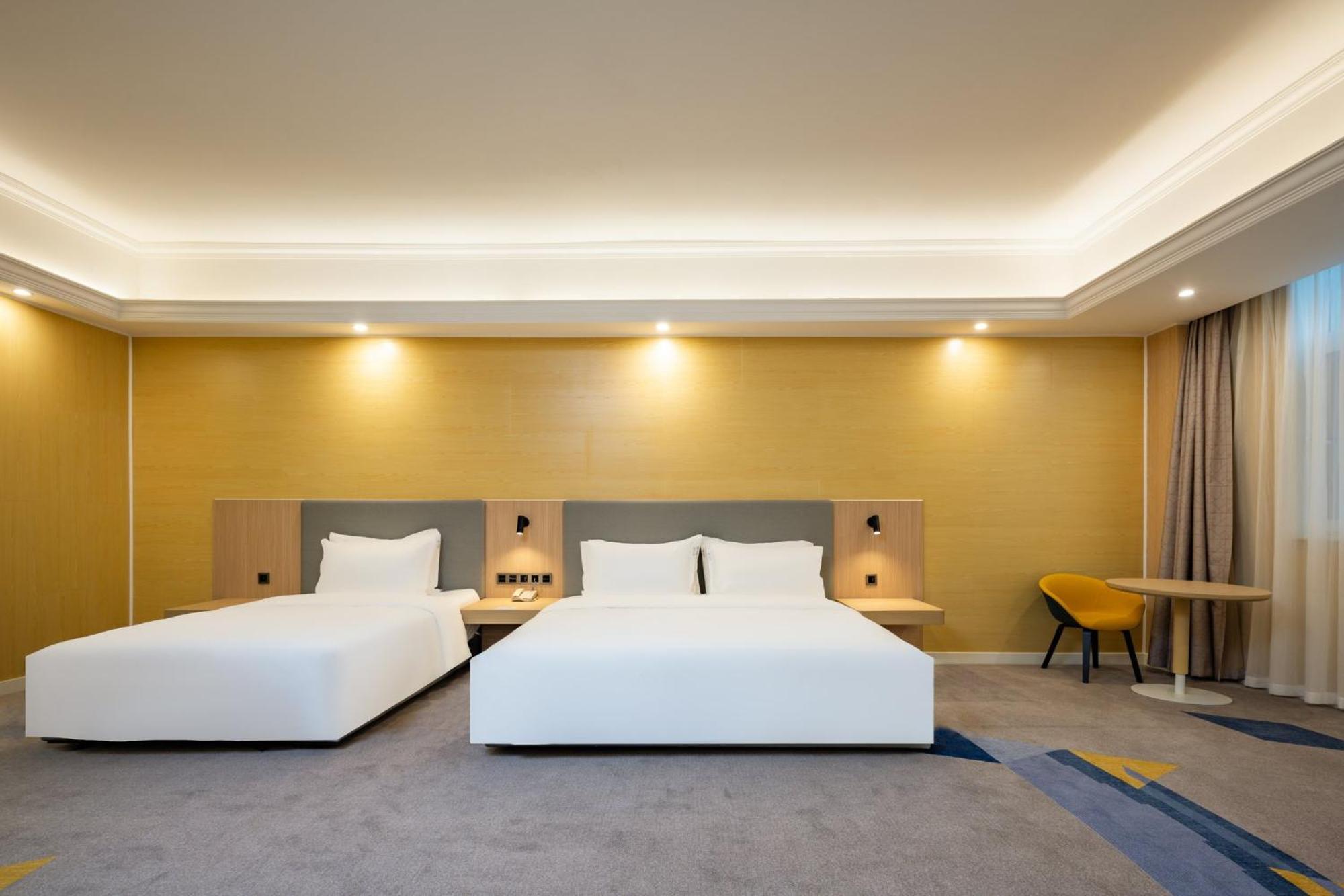 Holiday Inn Express Chengdu Tianfu Square By Ihg - Chunxi Road And Kuanzhai Alley מראה חיצוני תמונה