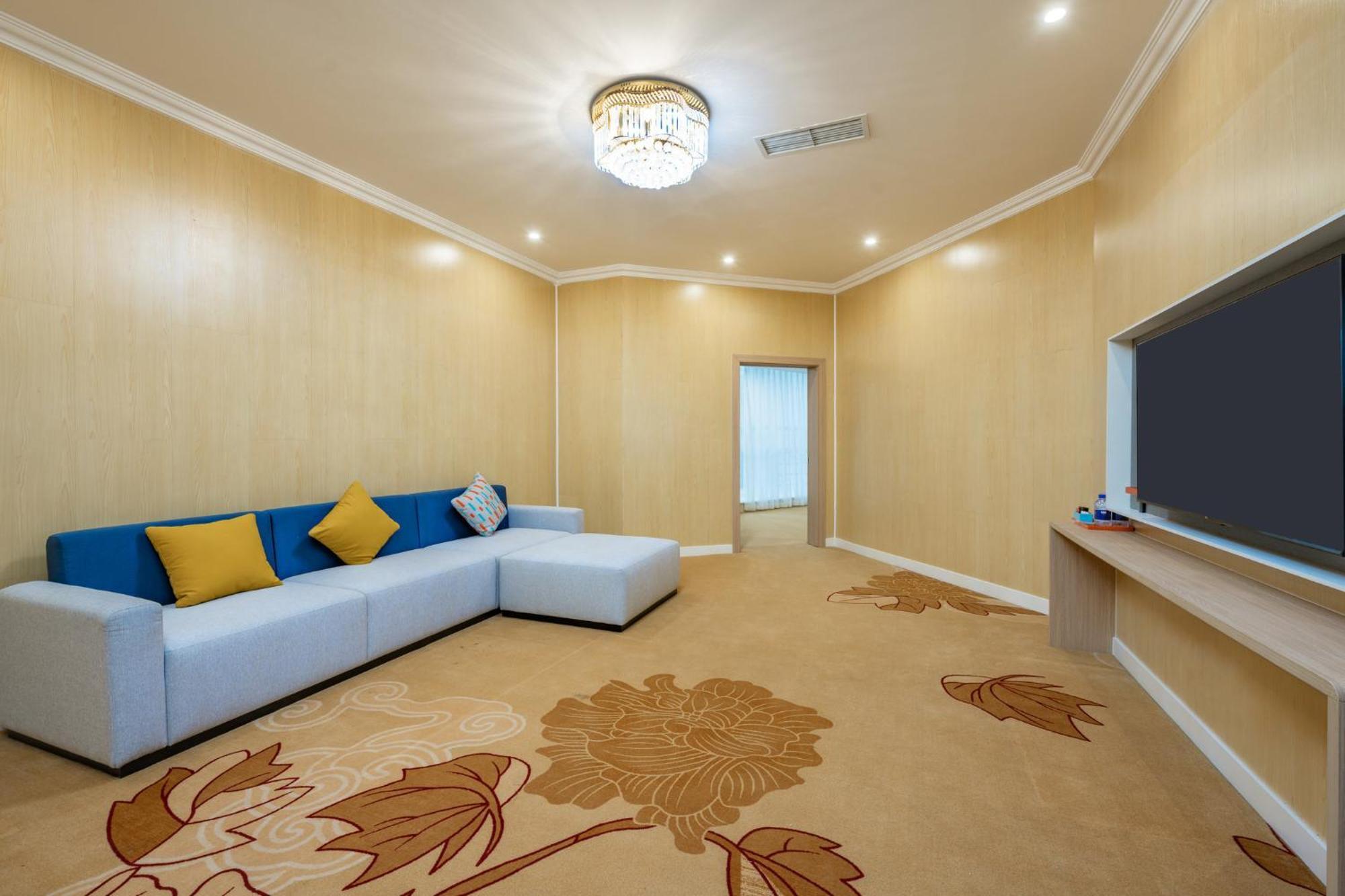Holiday Inn Express Chengdu Tianfu Square By Ihg - Chunxi Road And Kuanzhai Alley מראה חיצוני תמונה